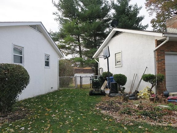 3rd image of 4673 Healy Dr