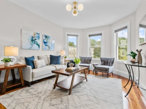 33 Wachusett St #3, Jamaica Plain, MA 02130