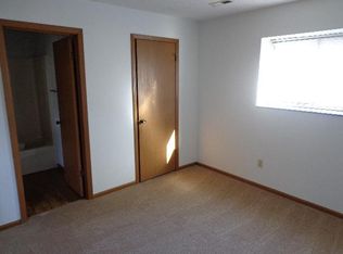 404 N Hesperia St APT E, Collinsville, IL 62234