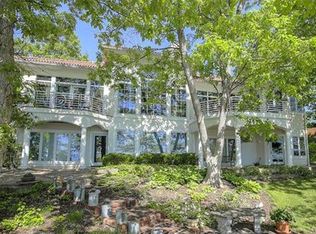 332 Southshore Dr, Lake Winnebago, MO 64034