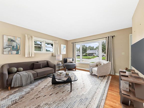 2nd image of 2526 S 83rd STREET