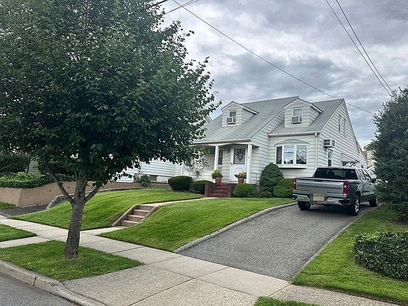 2nd image of 172 Luddington Ave