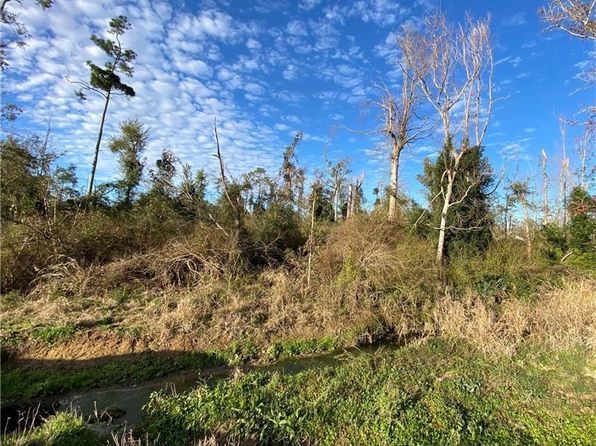 Green Forest Rd, Westlake, LA 70669