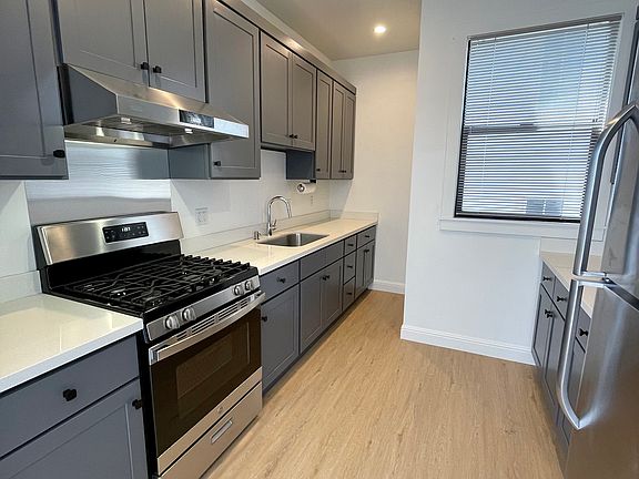 Kitchen updated in 2022