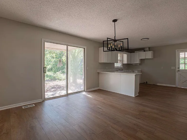 1728 N Governor Williams Hwy — Photo 12