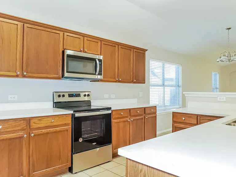4004 Sonoma Dr — Photo 8