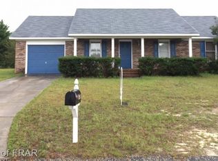 5410 Harding Dr, Hope Mills, NC 28348