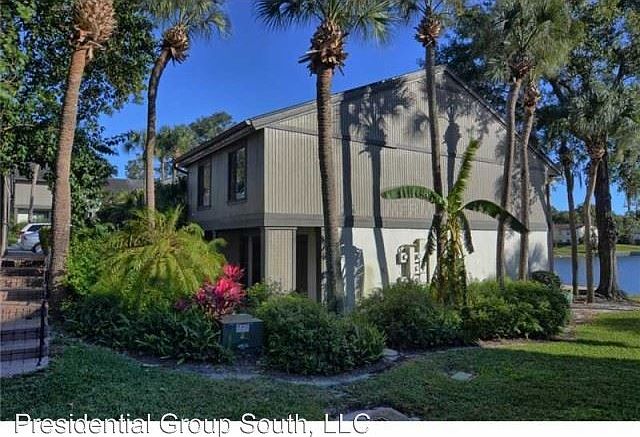 1st image of 668 Lake Villas Dr