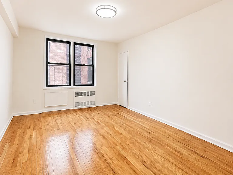 540 Ocean Pkwy #31 — Photo 3