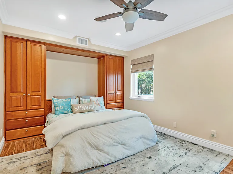 7564 Navigator Cir — Photo 39