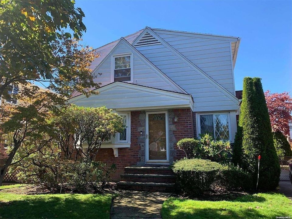 1st image of 80-22 255 St