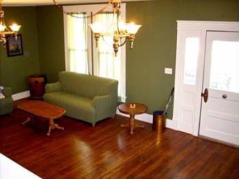 5th image of 1304 Port Arthur Ave