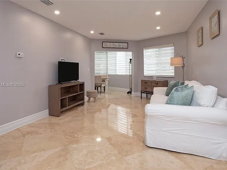 1723 NE Miami Gardens Dr #235 — Photo 4
