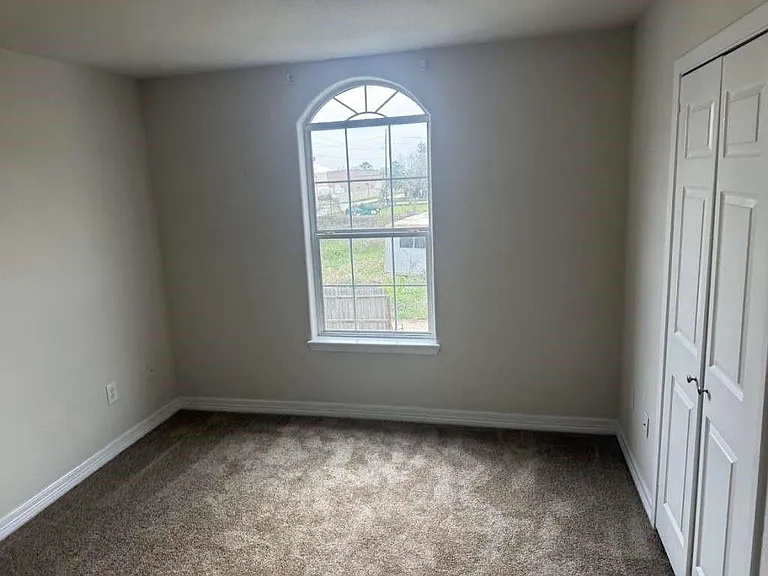 1675 Hugh Rd #B — Photo 8
