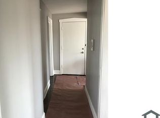 6733 S Perry Ave APT 3B, Chicago, IL 60621