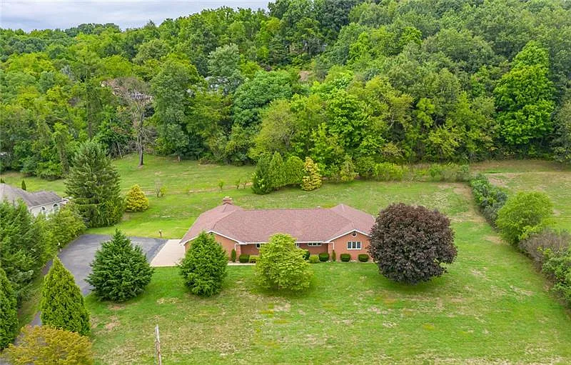 450 Slate Run Rd photo 1