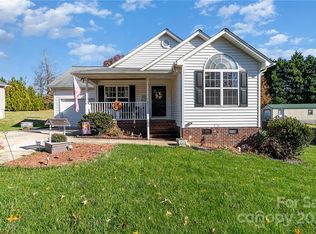 182 Periwinkle St, Lincolnton, NC 28092