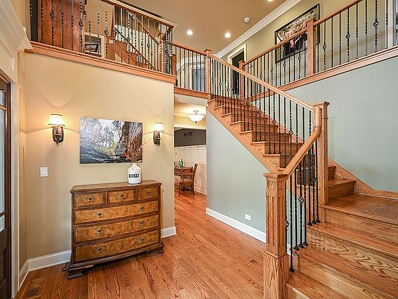 5th image of 249 Kenilworth Ct