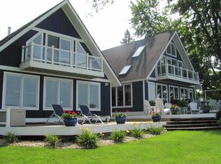 8037 Channel Rd, Petoskey, MI 49770