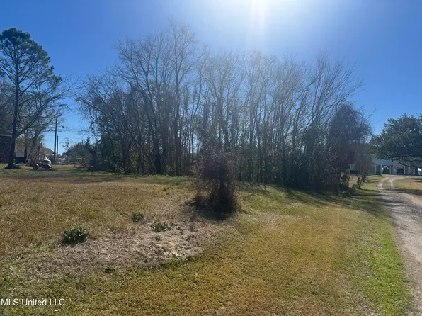 5829 Brittany Ave, Biloxi, MS 39532