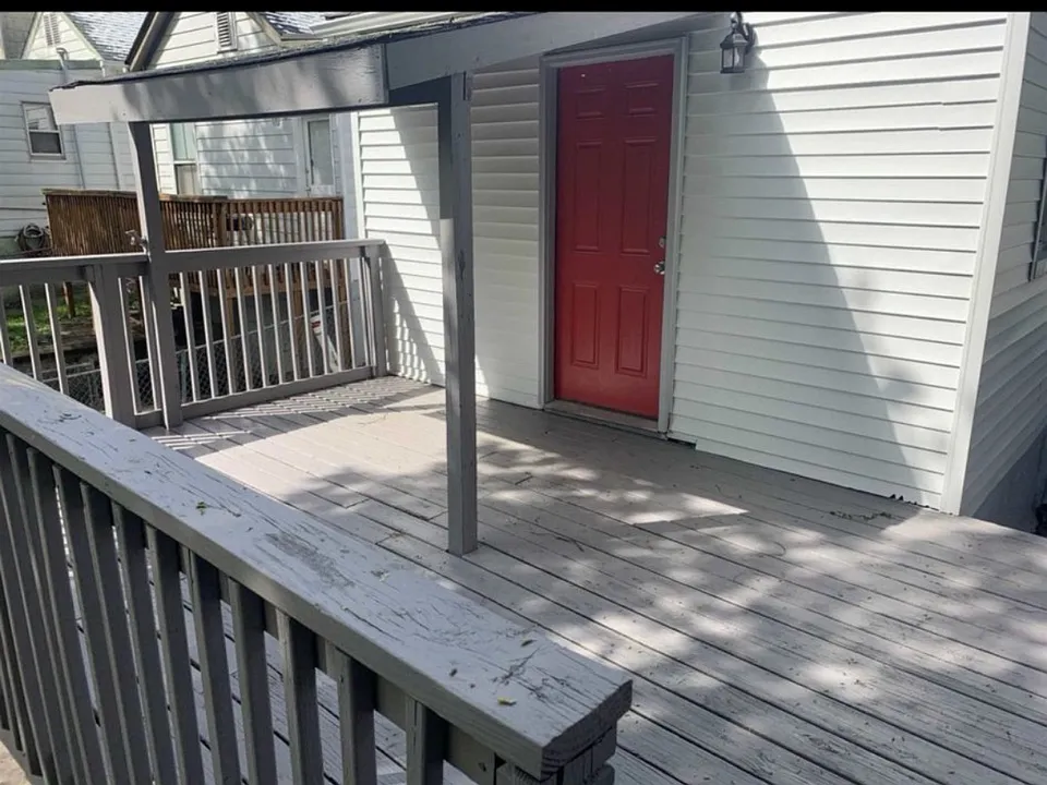 2020 Mackoy St