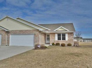 108 E Charter Dr, Muncie, IN 47303