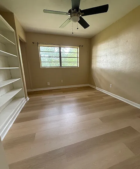 2216 Mount Vernon St — Photo 9