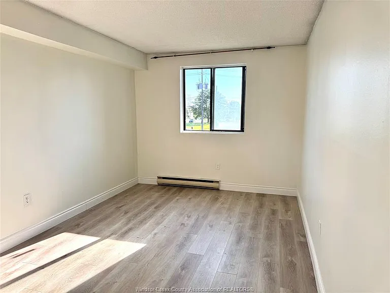 2565 Lauzon Rd #211 — Photo 9