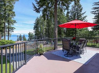 8045 Harmony Cres, Merville, BC V0R2M0