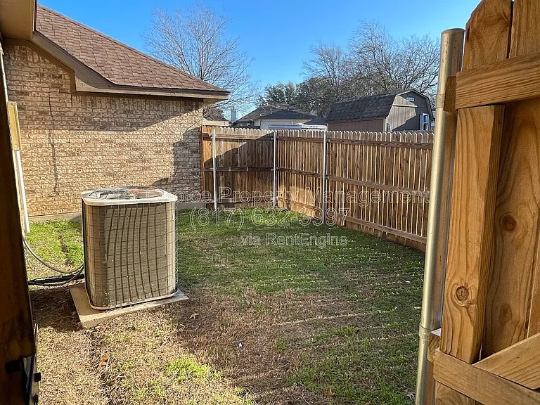 459 Little Valley Ct — Photo 40