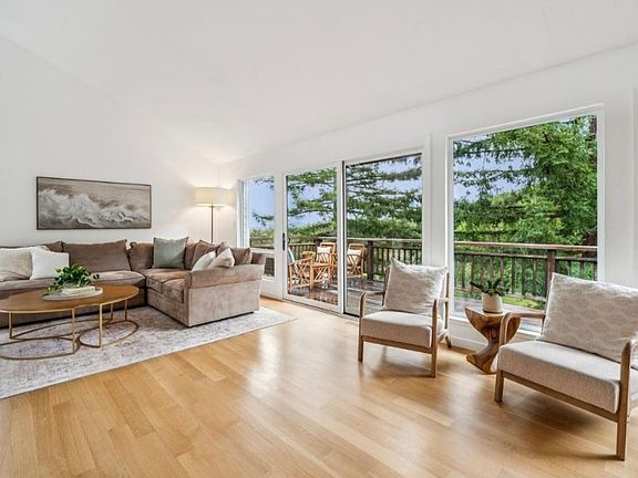 3rd image of 25 Palomino Cir