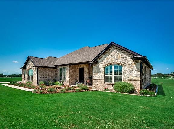 2nd image of 5980 Hidden Oak Dr
