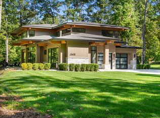 17 N Stonebridge Dr #17, Charlevoix, MI 49720