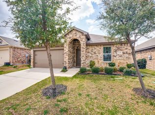 2431 Rosharon Dr, Forney, TX 75126