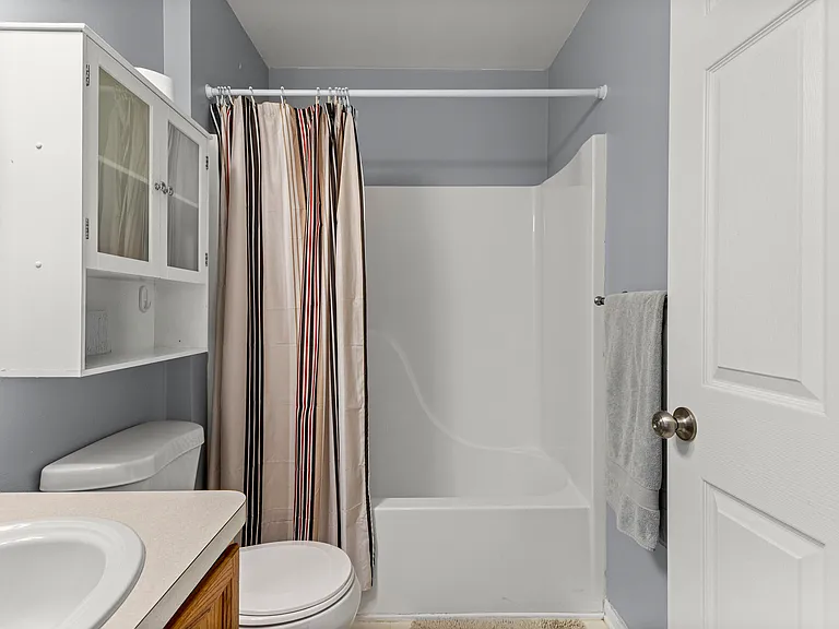 7164 Richmond Dr — Photo 19