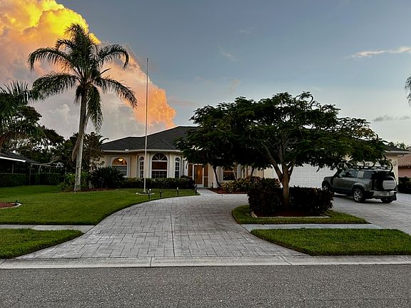 2nd image of 1478 Vermeer Dr