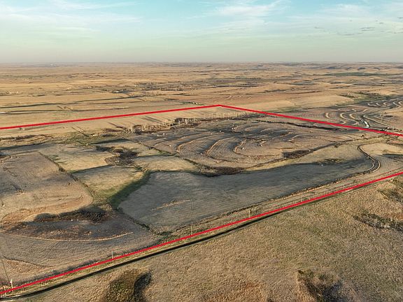 2nd image of 1234 Fairview Rd