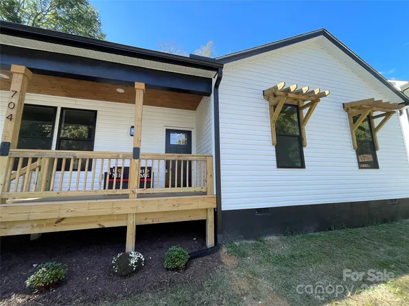 704 S Harding Ave, Kannapolis, NC 28083