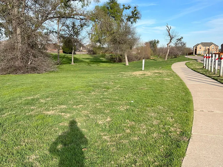925 Jamie Dr — Photo 65