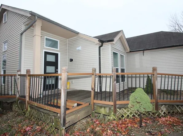 2966 Highland Park Dr, Pickerington, OH 43147