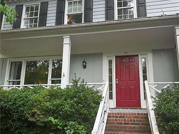 2nd image of 14 Country Woods Ct