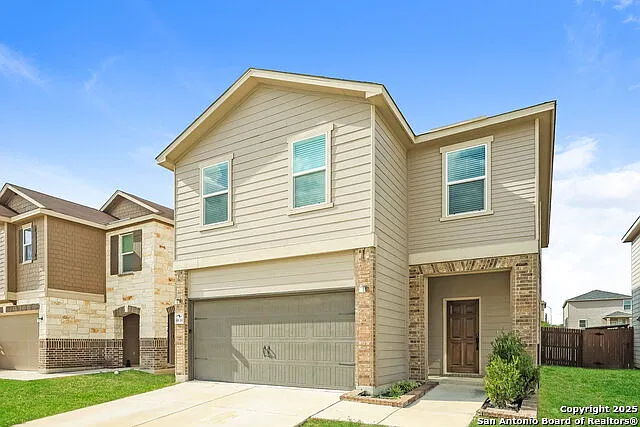 3 bed, 2.5 bath, 2088 sqft, $1,850 — Photo 2