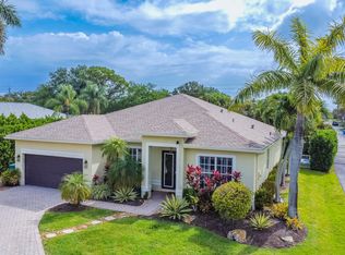 48 Lake Eden Drive, Boynton Beach, FL 33435
