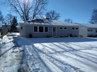 2102 Hazelwood Ave, Fort Wayne, IN 46805