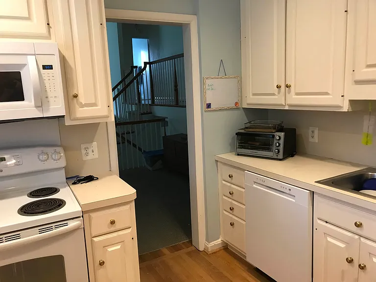 6207 Maiden Ln — Photo 18
