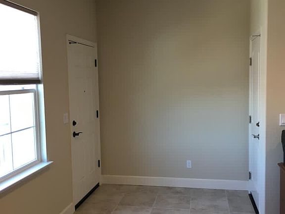 5th image of 639 N San Marcos Dr #639