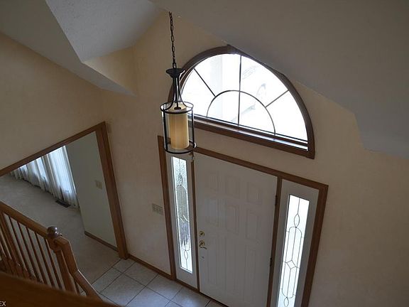 4th image of 16436 Academy Dr