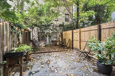 Rented by Cooper & Cooper Real Estate