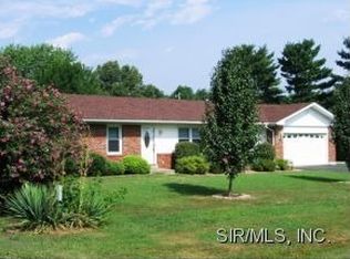 210 Willow Dr, Collinsville, IL 62234