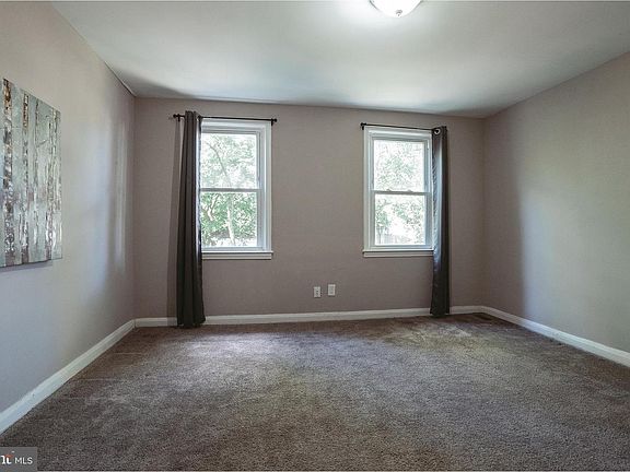 5th image of 701 Saint Dunstans Rd